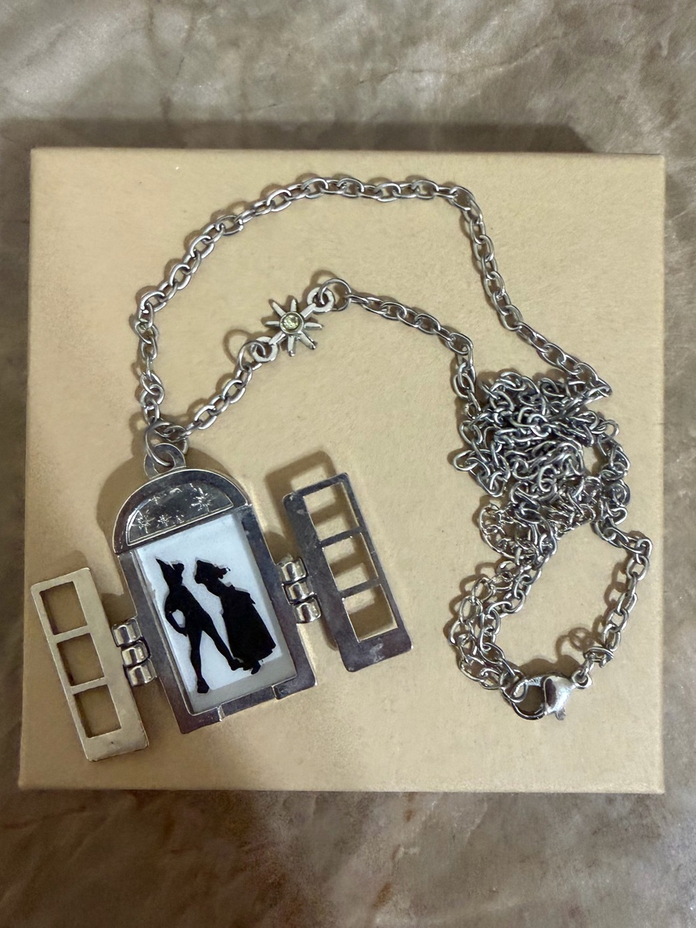 Disney Peter Pan Wendy and Peter Window Locket Necklace